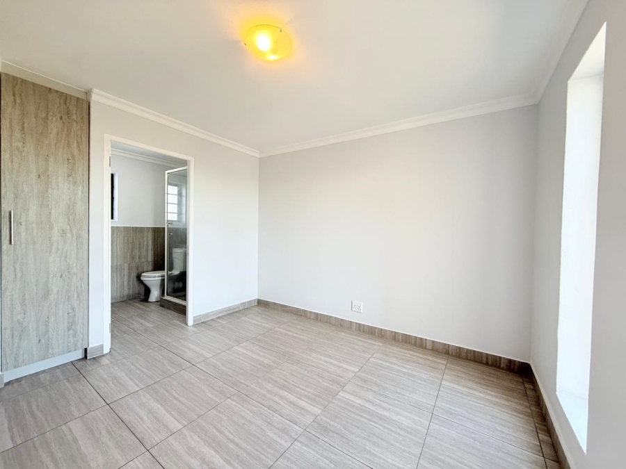 To Let 2 Bedroom Property for Rent in Parklands North Western Cape